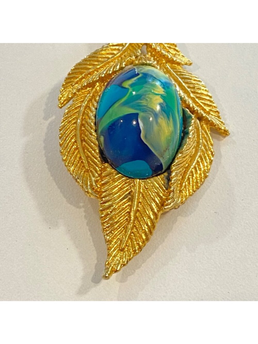 Gold-Tone Leaf Brooch With Blue & Green Swirl Cabochon 2.5 Inches Artist fermini - Picture 13 of 16